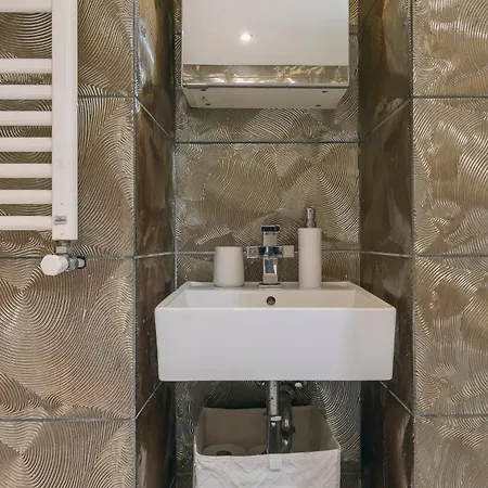 Danube Terrace Boutique With Private Sauna * Budapešť