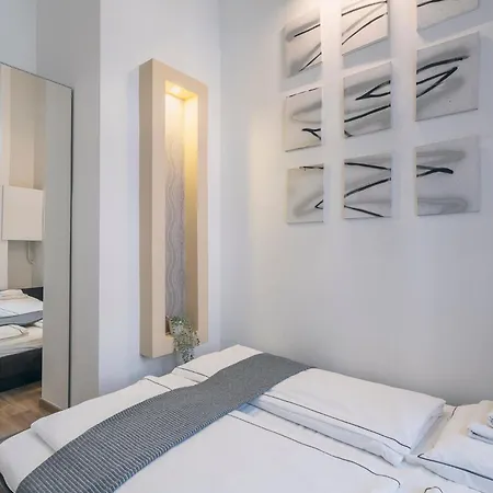 Danube Terrace Boutique With Private Sauna * Budapest