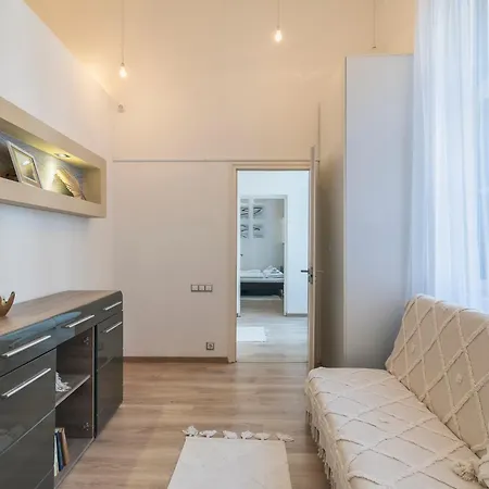 公寓 Danube Terrace Boutique With Private Sauna