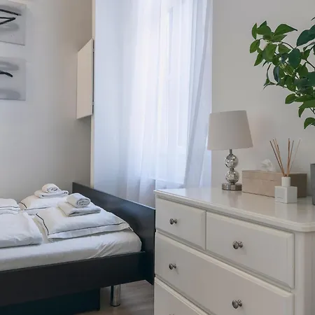 公寓 Danube Terrace Boutique With Private Sauna *